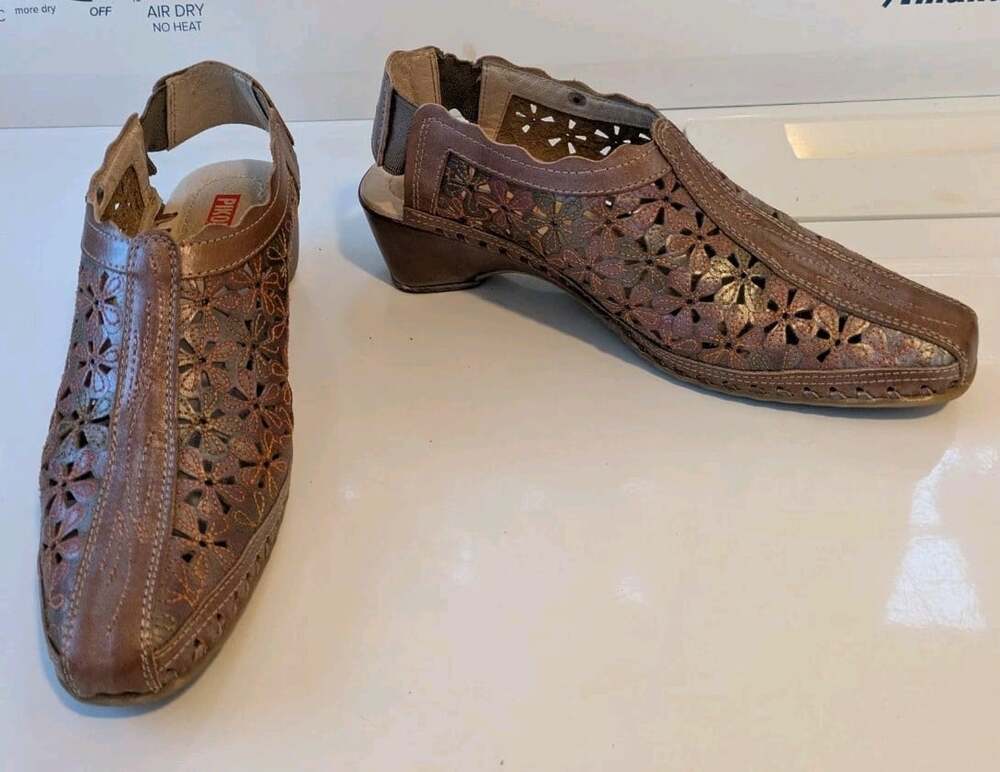 Pikolinos Papiro Brown Floral Leather Perforated Heeled Mules Size 38 US 7.5-8